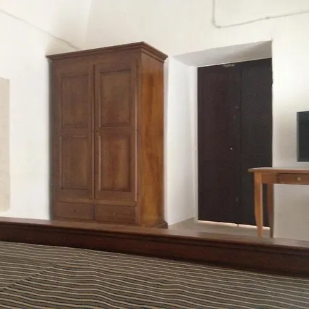 فندق مبيت وإفطار 100 Craste 4*