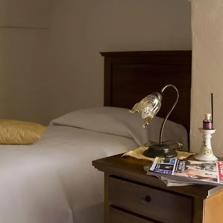 100 Craste Bed & Breakfast Ugento