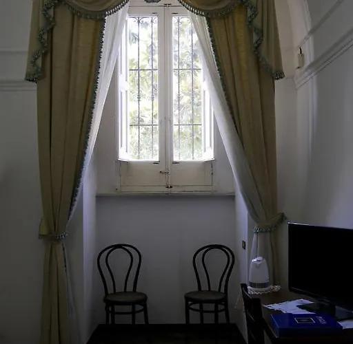 100 Craste 住宿加早餐酒店 4*